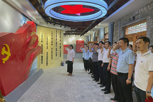 市城管局机关支部党史教育日走进皖东北抗日走进皖东北抗日根据地石相旧址.jpg